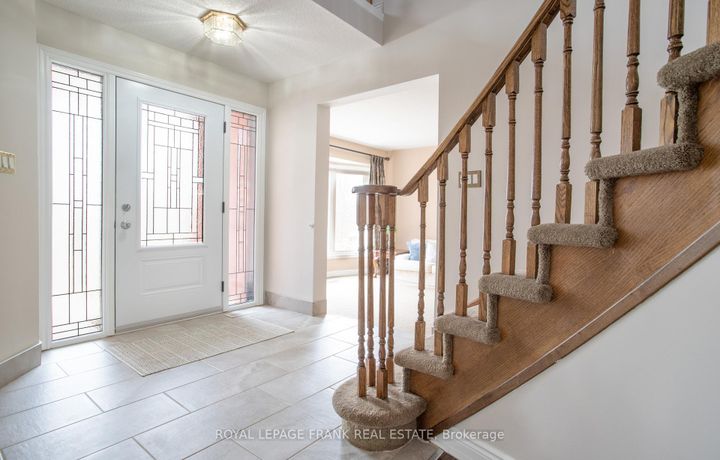 Photo 8 at 85 Ambleside Drive, Port Perry, Scugog
