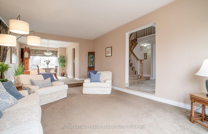 Photo 11 at 85 Ambleside Drive, Port Perry, Scugog