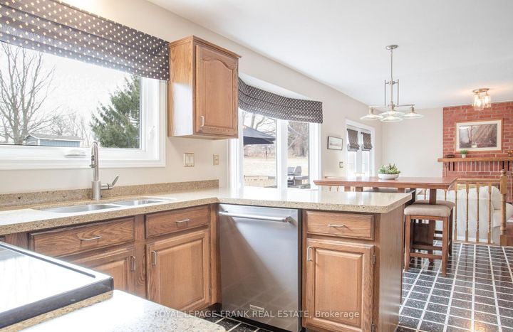 Photo 19 at 85 Ambleside Drive, Port Perry, Scugog