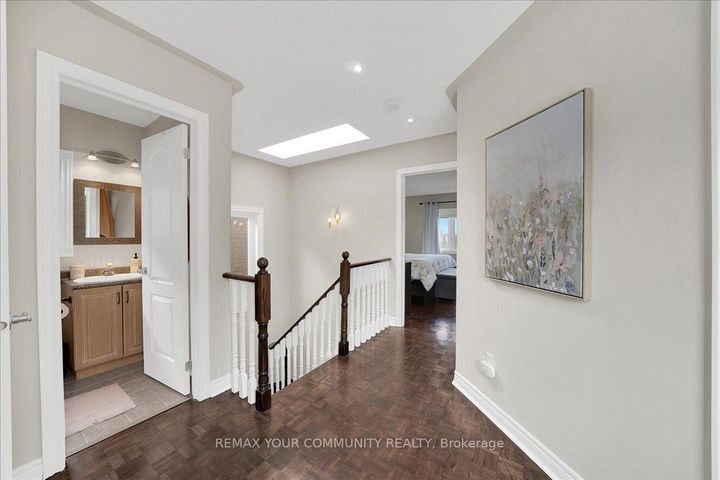 Photo 20 at 130 Princeton Gate, Maple, Vaughan