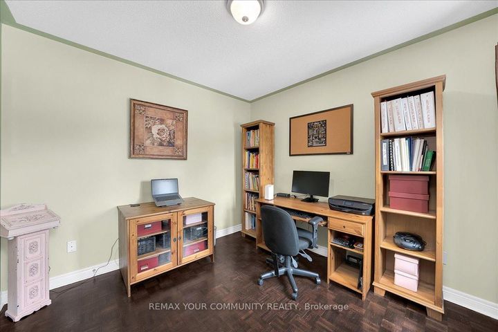 Photo 29 at 130 Princeton Gate, Maple, Vaughan