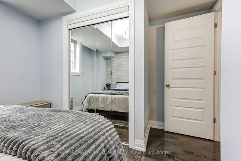 Photo 15 at 29 - 8169 Kipling Avenue, West Woodbridge, Vaughan