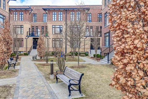 Photo 24 at 29 - 8169 Kipling Avenue, West Woodbridge, Vaughan