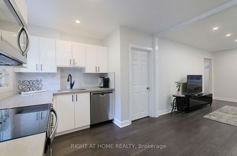 Photo 13 at 48 Van Stassen Boulevard, Lambton Baby Point, Toronto