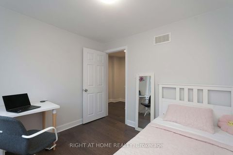 Photo 19 at 48 Van Stassen Boulevard, Lambton Baby Point, Toronto