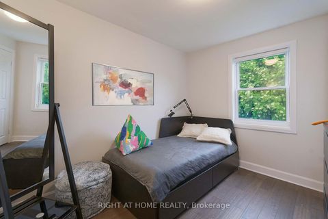 Photo 20 at 48 Van Stassen Boulevard, Lambton Baby Point, Toronto