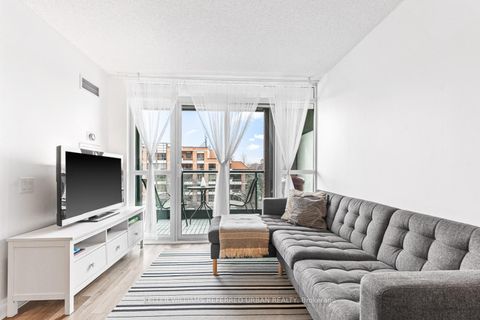 Photo 3 at 411 - 525 Wilson Avenue, Clanton Park, Toronto