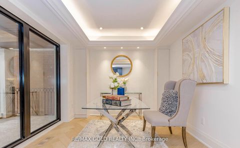 Photo 8 at 786 Euclid Avenue, Annex, Toronto