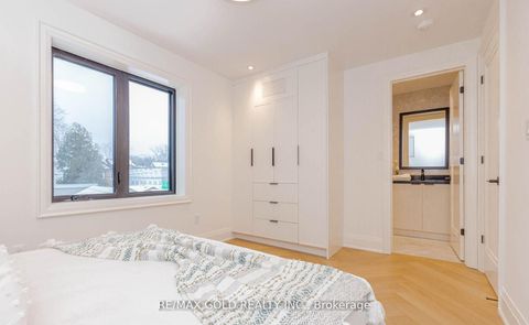 Photo 27 at 786 Euclid Avenue, Annex, Toronto