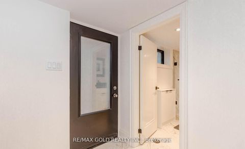 Photo 33 at 786 Euclid Avenue, Annex, Toronto