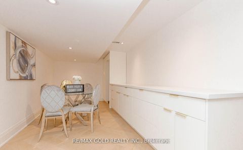 Photo 39 at 786 Euclid Avenue, Annex, Toronto