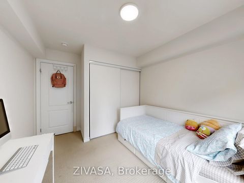 Photo 21 at 92 - 15 Applewood Lane, Etobicoke West Mall, Toronto