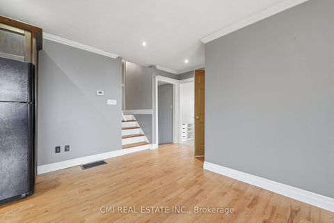 Photo 17 at 5 Pineway Avenue, Keswick South, Georgina