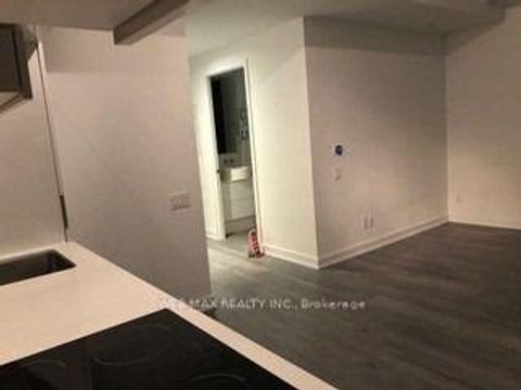 Photo 19 at 1611 - 185 Roehampton Avenue, Mount Pleasant West, Toronto
