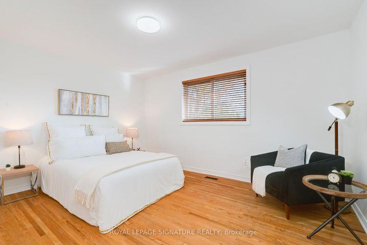 Photo 7 at 15 Prattley Drive, Don Valley Village, Toronto