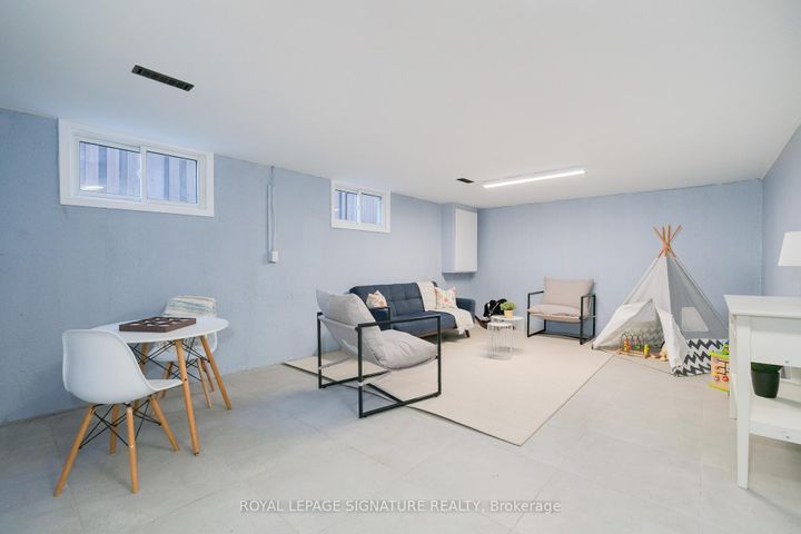 Photo 25 at 15 Prattley Drive, Don Valley Village, Toronto