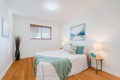 Photo 9 at 15 Prattley Drive, Don Valley Village, Toronto