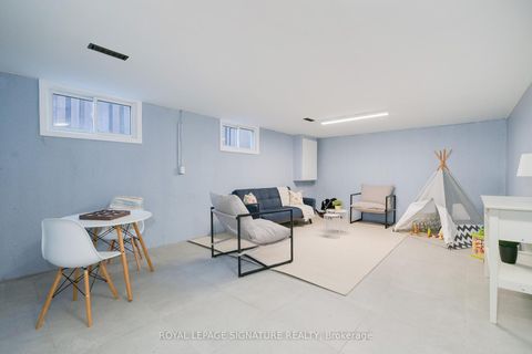 Photo 25 at 15 Prattley Drive, Don Valley Village, Toronto