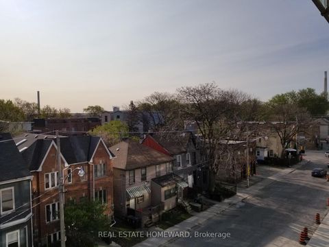 Photo 15 at 437 - 150 Logan Avenue, South Riverdale, Toronto