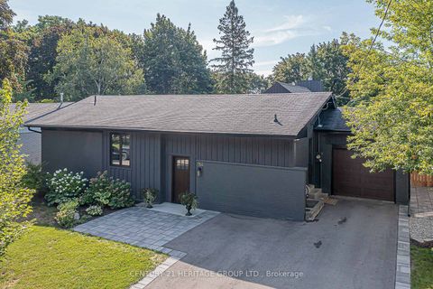 Photo 1 at 164 Park Avenue, Central Newmarket, Newmarket