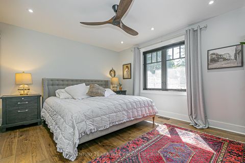 Photo 16 at 164 Park Avenue, Central Newmarket, Newmarket