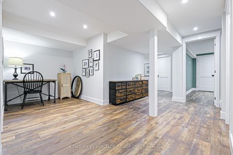 Photo 23 at 164 Park Avenue, Central Newmarket, Newmarket