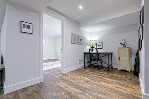 Photo 24 at 164 Park Avenue, Central Newmarket, Newmarket