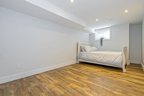 Photo 27 at 164 Park Avenue, Central Newmarket, Newmarket