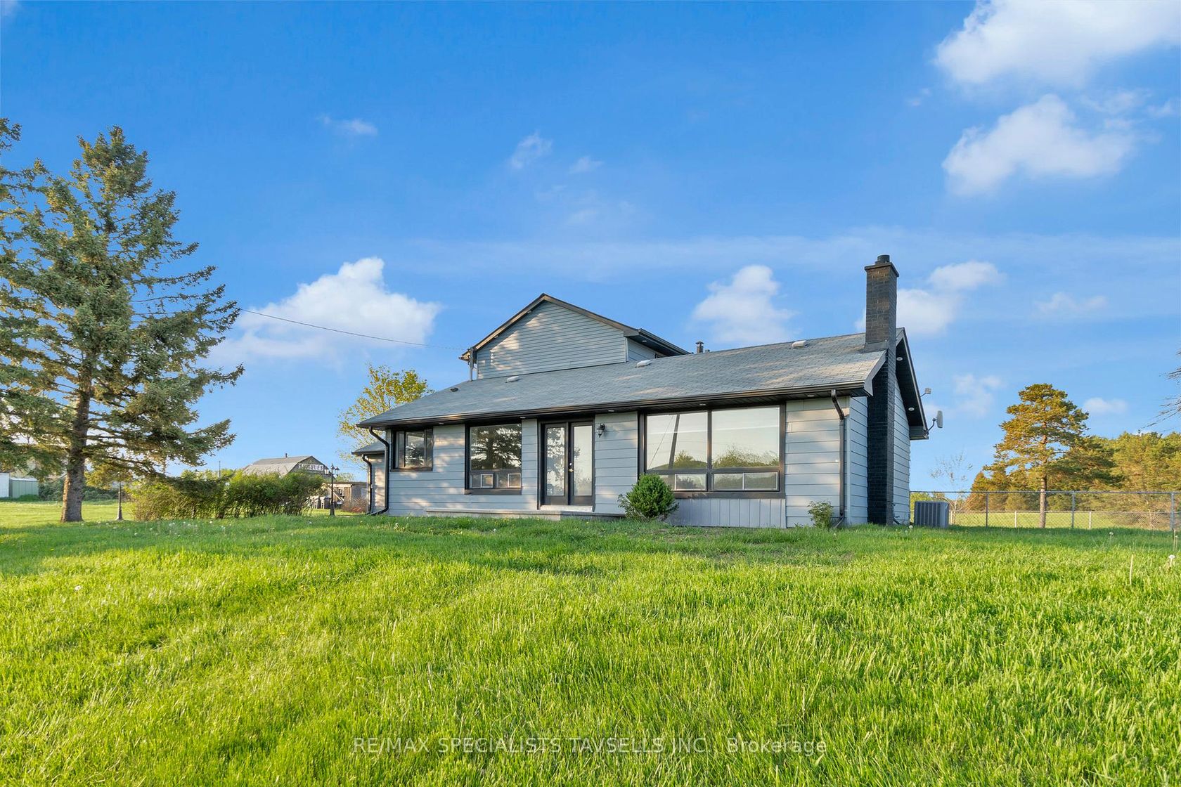 16045 Hurontario Street, Rural Caledon, Caledon by Loree Meneguzzi Real Estate 16045 Hurontario Street, Rural Caledon, Caledon