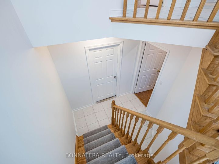 Photo 25 at 5471 Whitehorn Avenue, East Credit, Mississauga