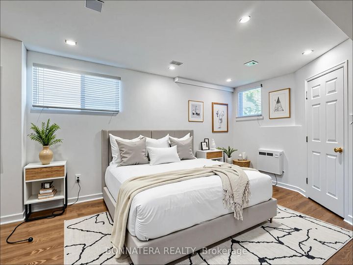 Photo 38 at 5471 Whitehorn Avenue, East Credit, Mississauga