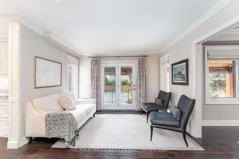 Photo 10 at 18 Harrowsmith Place, Oak Ridges, Richmond Hill