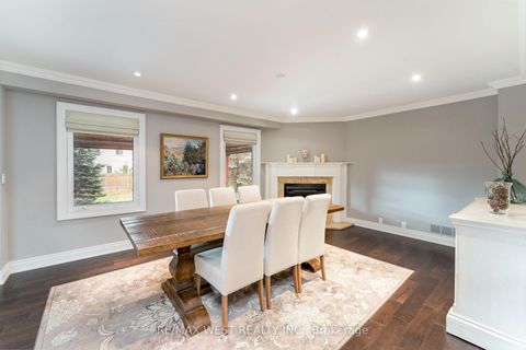 Photo 11 at 18 Harrowsmith Place, Oak Ridges, Richmond Hill