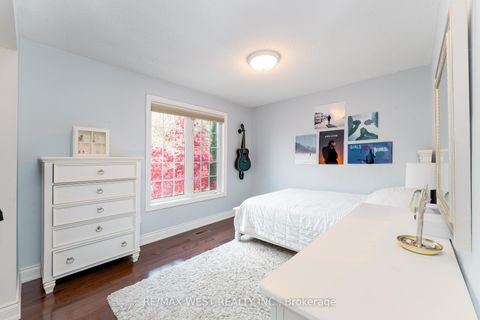 Photo 17 at 18 Harrowsmith Place, Oak Ridges, Richmond Hill