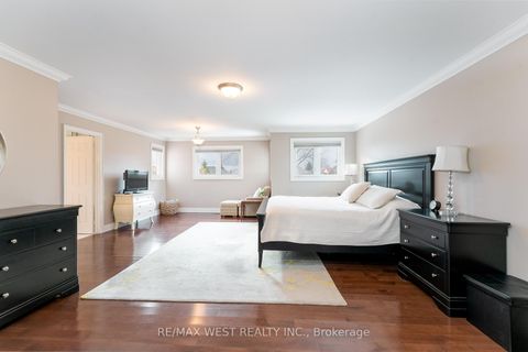 Photo 19 at 18 Harrowsmith Place, Oak Ridges, Richmond Hill