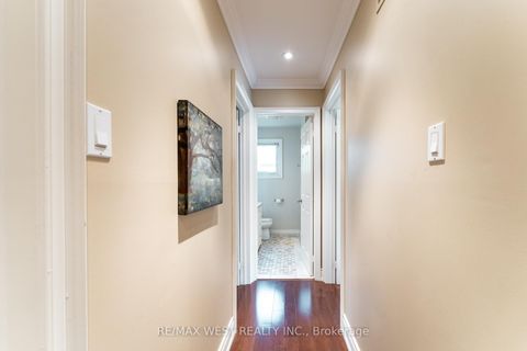 Photo 26 at 18 Harrowsmith Place, Oak Ridges, Richmond Hill