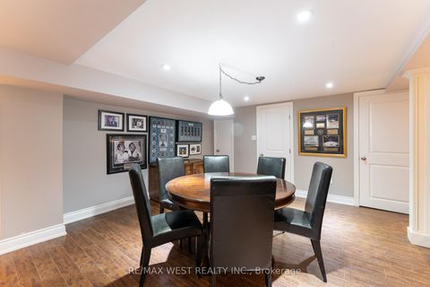 Photo 32 at 18 Harrowsmith Place, Oak Ridges, Richmond Hill