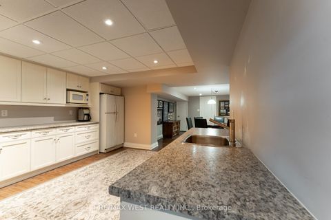 Photo 33 at 18 Harrowsmith Place, Oak Ridges, Richmond Hill