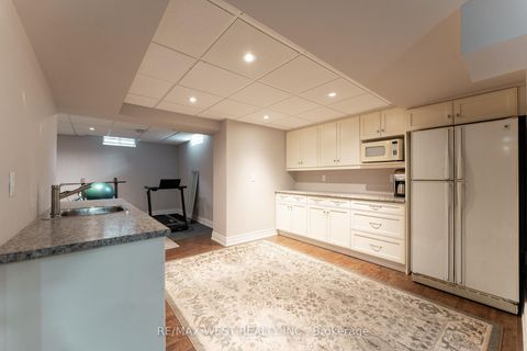 Photo 34 at 18 Harrowsmith Place, Oak Ridges, Richmond Hill