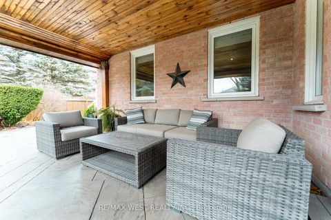 Photo 41 at 18 Harrowsmith Place, Oak Ridges, Richmond Hill