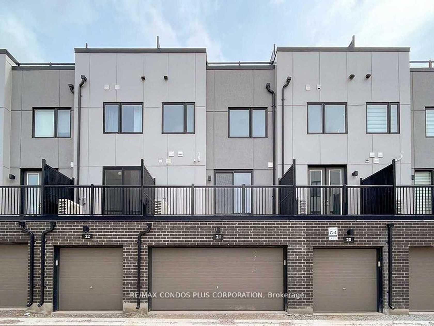 20 - 348 Wheat Boom Drive, JM Joshua Meadows, Oakville by Loree Meneguzzi Real Estate 20 - 348 Wheat Boom Drive, JM Joshua Meadows, Oakville