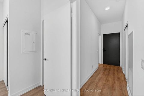 Photo 3 at 805 - 500 Dupont Street, Annex, Toronto