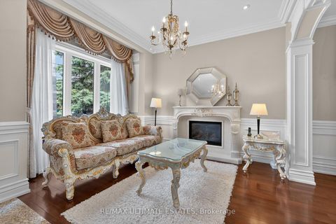 Photo 9 at 209 Spring Garden Avenue, Willowdale East, Toronto