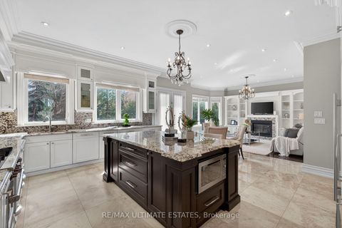 Photo 12 at 209 Spring Garden Avenue, Willowdale East, Toronto