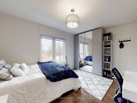 Photo 30 at 6 Tanjo Court, Yorkhill, Vaughan