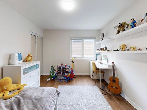 Photo 32 at 6 Tanjo Court, Yorkhill, Vaughan