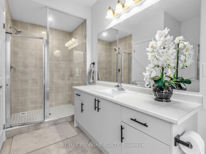 Photo 19 at 58 Seine Lane, Rural Richmond Hill, Richmond Hill