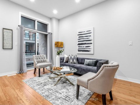 Photo 11 at 58 Seine Lane, Rural Richmond Hill, Richmond Hill