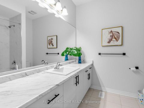 Photo 23 at 58 Seine Lane, Rural Richmond Hill, Richmond Hill