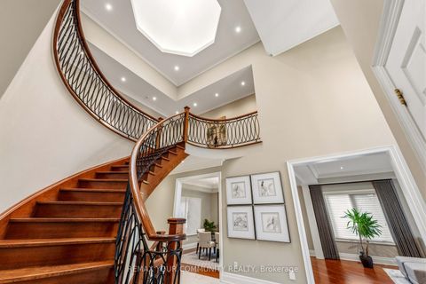 Photo 4 at 37 Vaughan Boulevard, Beverley Glen, Vaughan